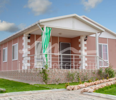 uşak uşak